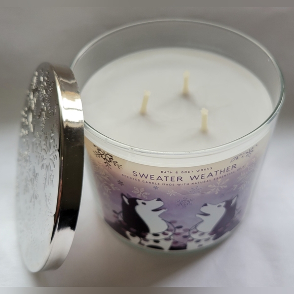 Bath & Body Works 3-Wick Candle - Picture 3 of 3